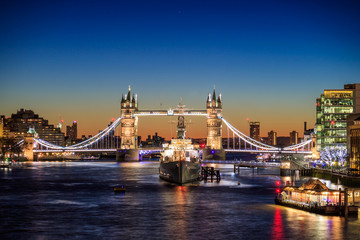Fototapeta na wymiar London skyline with Tower Bridge at twilight