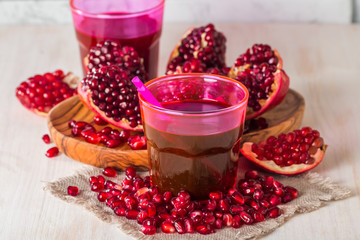 pomegranate juice  and ripe red pomegranate