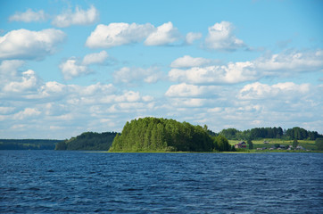 Lake Kenozero .