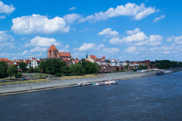 Toruń, Polska - nabrzeże © Senatorek