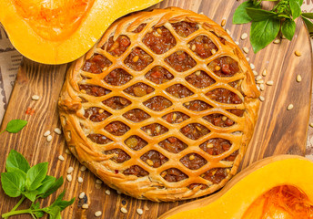 pie with onions and eggs