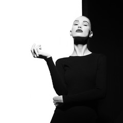 Elegant blode in geometric black and white background - 114459776