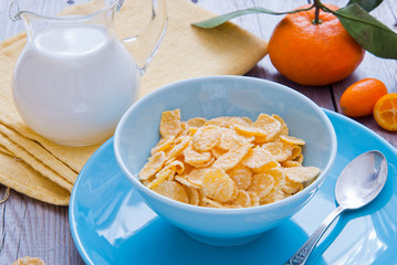 Healthy breakfast with corn flakes