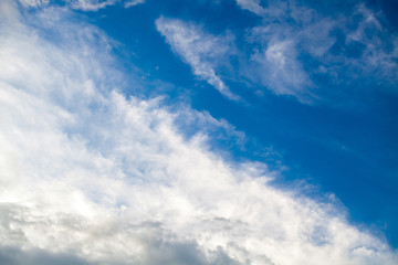 Obraz premium colorful dramatic sky with cloud at sunset