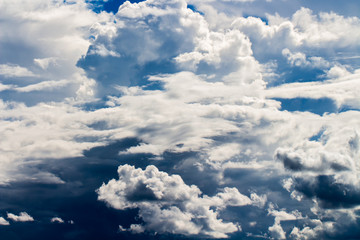 Obraz premium colorful dramatic sky with cloud at sunset