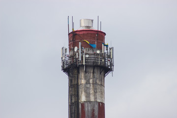 ukrainian flag on the tube