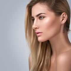 Naklejka premium Portrait of blonde girl