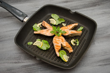 pink salmon steaks grill pan