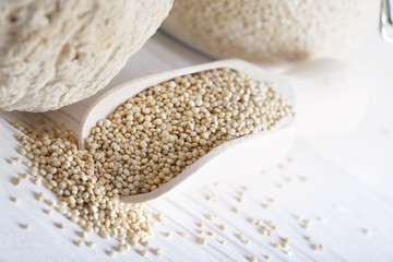 White quinoa in bowl