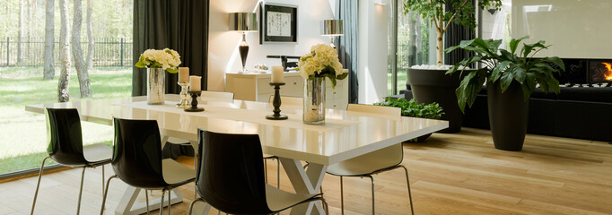 Elegant living in contact with nature