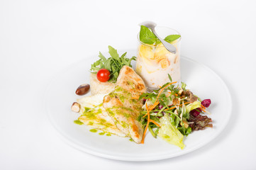 Chicken breast with vegetables