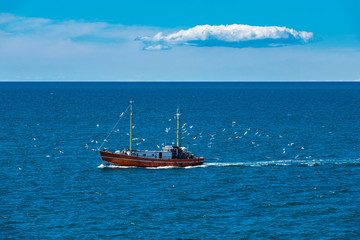 Ein Fischerboot auf der Ostsee