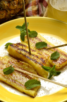 ᏧᏣᏲᏍᏗ ᏒᎦᏔ ანანასი Mnanasi అనానాస్ 凤梨属 Ananas Ananakset Ананас geslacht Ananasso Pineapple comosus Gattung Anana Արքայախնձոր Anan&aacute;sz Ananasovn&iacute;k Ананас род Grilled fruit