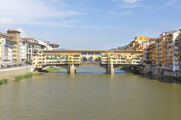 Fototapeta na wymiar Florence, Italy, June, 25, 2016: bridge from Amo river in Florence, Italy