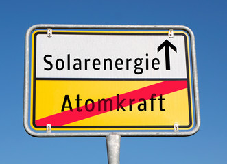 Obraz premium Solarenergie Atomkraft Schild