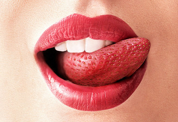 Closeup image of a strawberry tongue