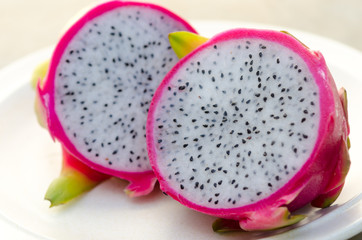 dragon fruit (pitahaya)