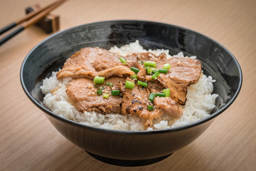 Roasted pork with japanese rice in bowl