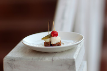 Canapes with lard