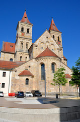Fototapeta na wymiar Ostansicht der Basilika St. Vitus in Ellwangen