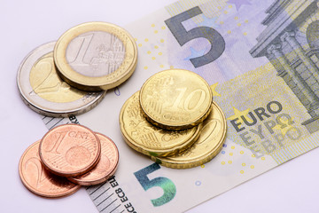 Mindestlohn 8,84 Euro