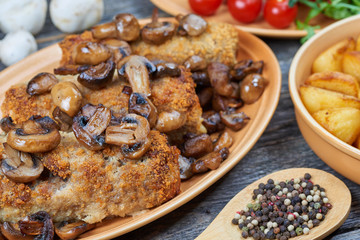 Pork roulades with mushrooms and vegetables