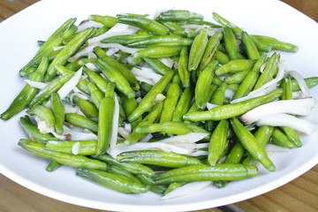 Fried flower buds with mushroom