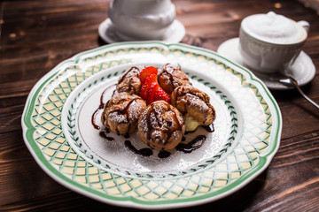 eclair with chocolate,
