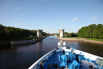 Volga river Gateways