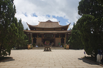 Fototapeta premium Truc Lam Zen Monastery - Da Lat, Vietnam