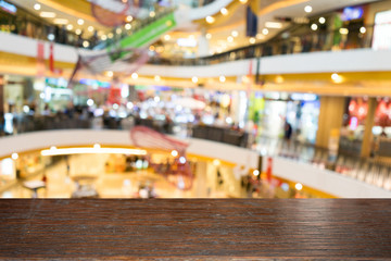 Fototapeta na wymiar Empty wood table and Blurred background, department store