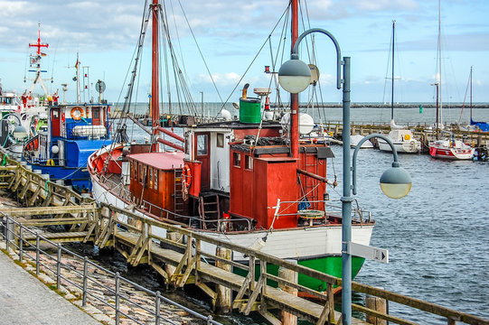 Warnem&uuml;nde - Fischerkahn