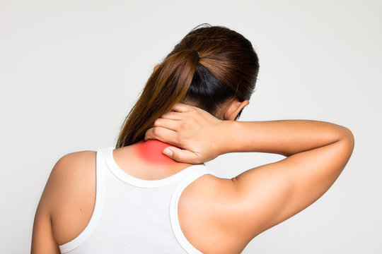 girl holds neck in his hands