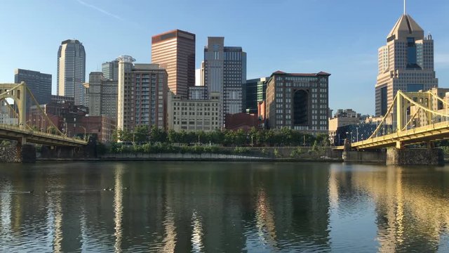 4K UltraHDAView Pittsburgh skyline
