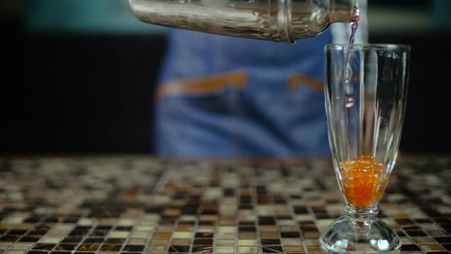 Tea Bubbles Shakes With Ice Tea