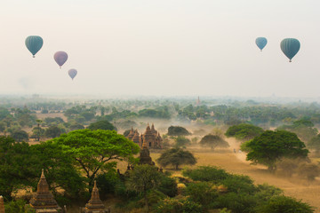 Ballons in Burma