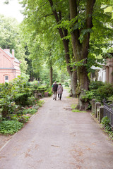 Besuch auf dem Friedhof