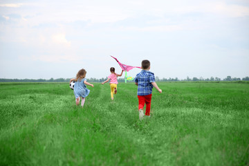 Obraz premium Children having fun outdoor