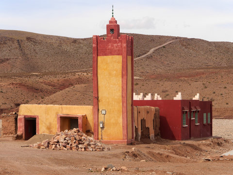 Moschee im marokkanischen Dorf Aouli