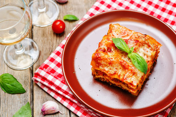 Meat lasagna
