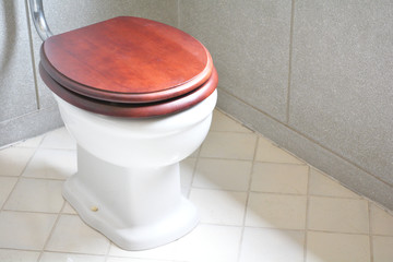 古い便器