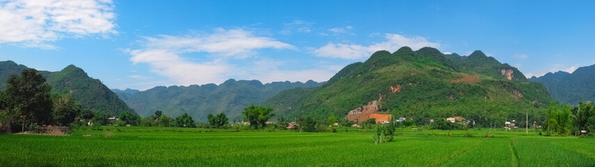 Fototapeta na wymiar Beautiful panorama in Mai Chau Valley, Vietnam