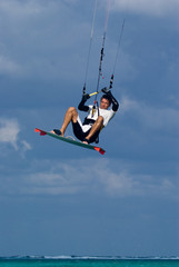 Fototapeta premium Kite surfing in Grand Cayman