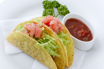 タコス　メキシコ料理