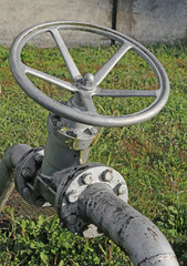gate valve to close or open the natural gas flow