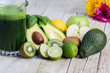 Avocado, apple, lime and lemon smootie