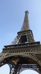 Fototapeta na wymiar パリのエッフェル塔