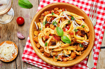 eggplant tomato basil pasta
