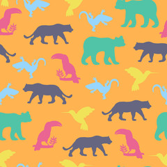 Seamless pattern with isolated animals and birds. The bear , jaguar , toucan, lizards , hummingbird. Vector