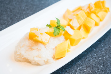 Mango with sticky rice
